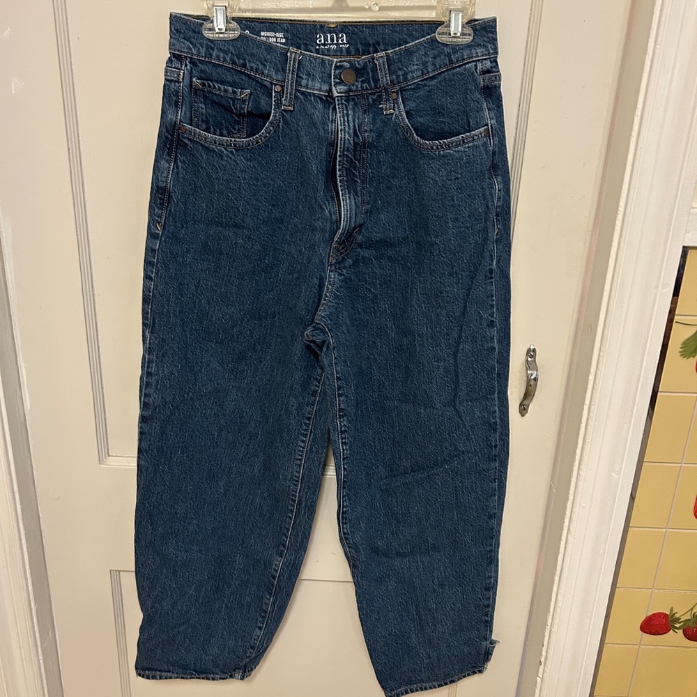A.N.A Women’s Barrel Jeans